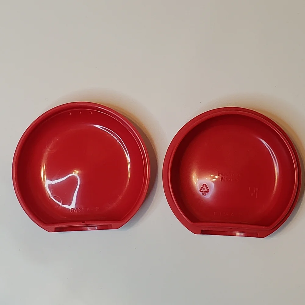 Tupperware Red Round Salt Shaker
